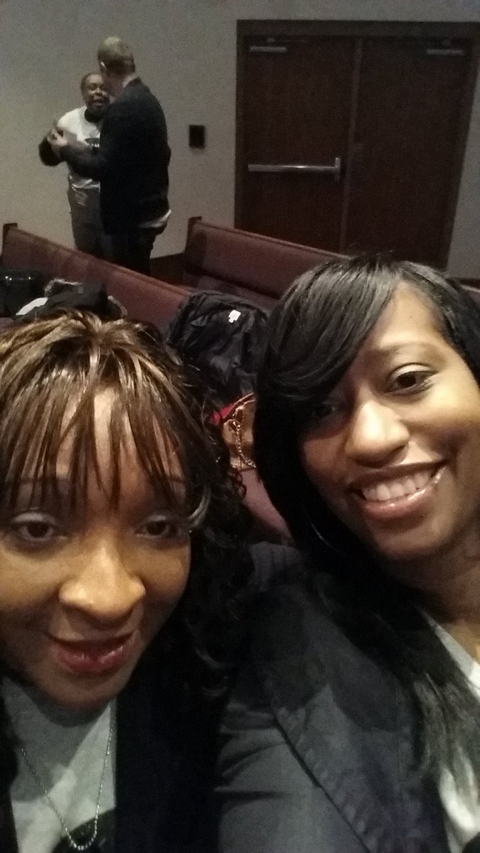 curvealicious's tweet photo. @RealRodParsley #Sundayselfie #WHCLive https://t.co/0RWk3EPH3L
