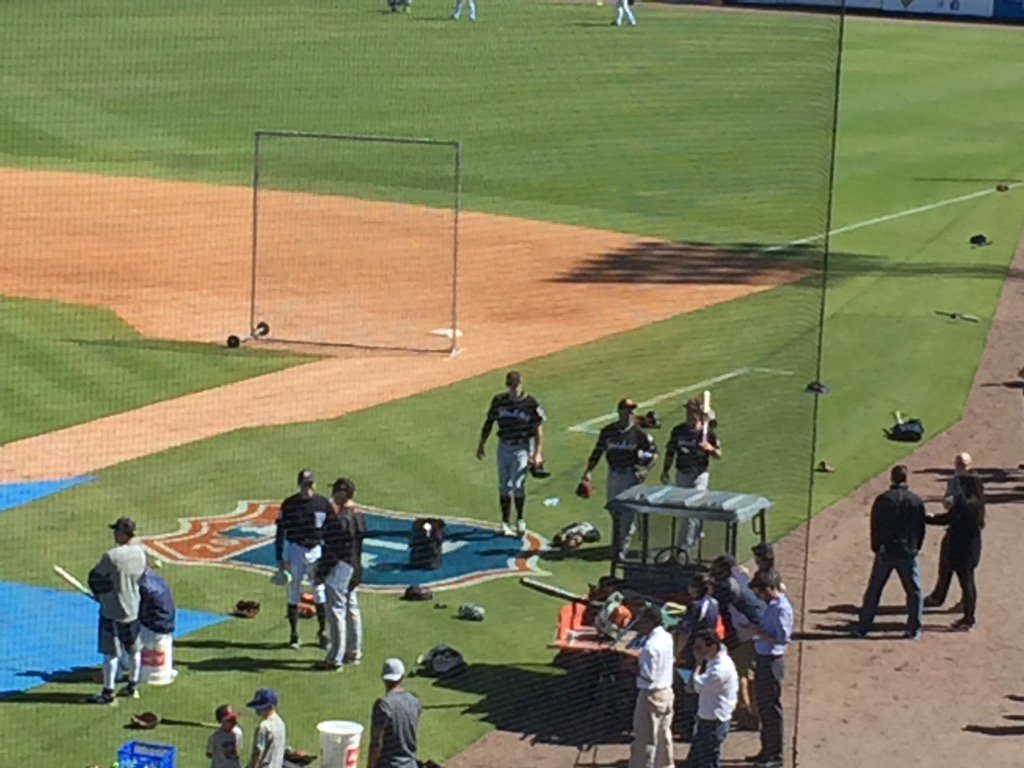 GeorgeSipple's tweet photo. Don Kelly back in Lakeland #marlins https://t.co/943Do1Ey97