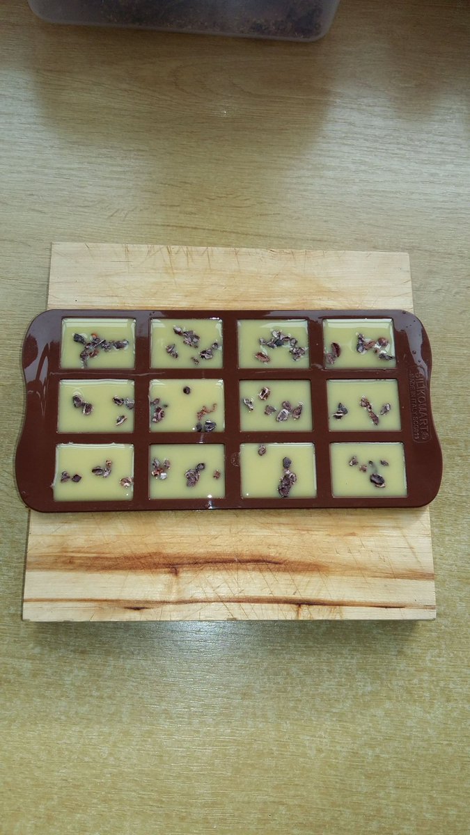 skater_tom83's tweet photo. Rohvegane Schokolade #ohnezucker #rawbaby #rohvegan https://t.co/zn63qOzhyE