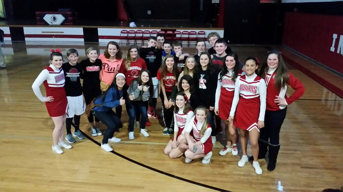 technected2you's tweet photo. #CedarvilleIndians middle school support https://t.co/58V4Ibz6xX