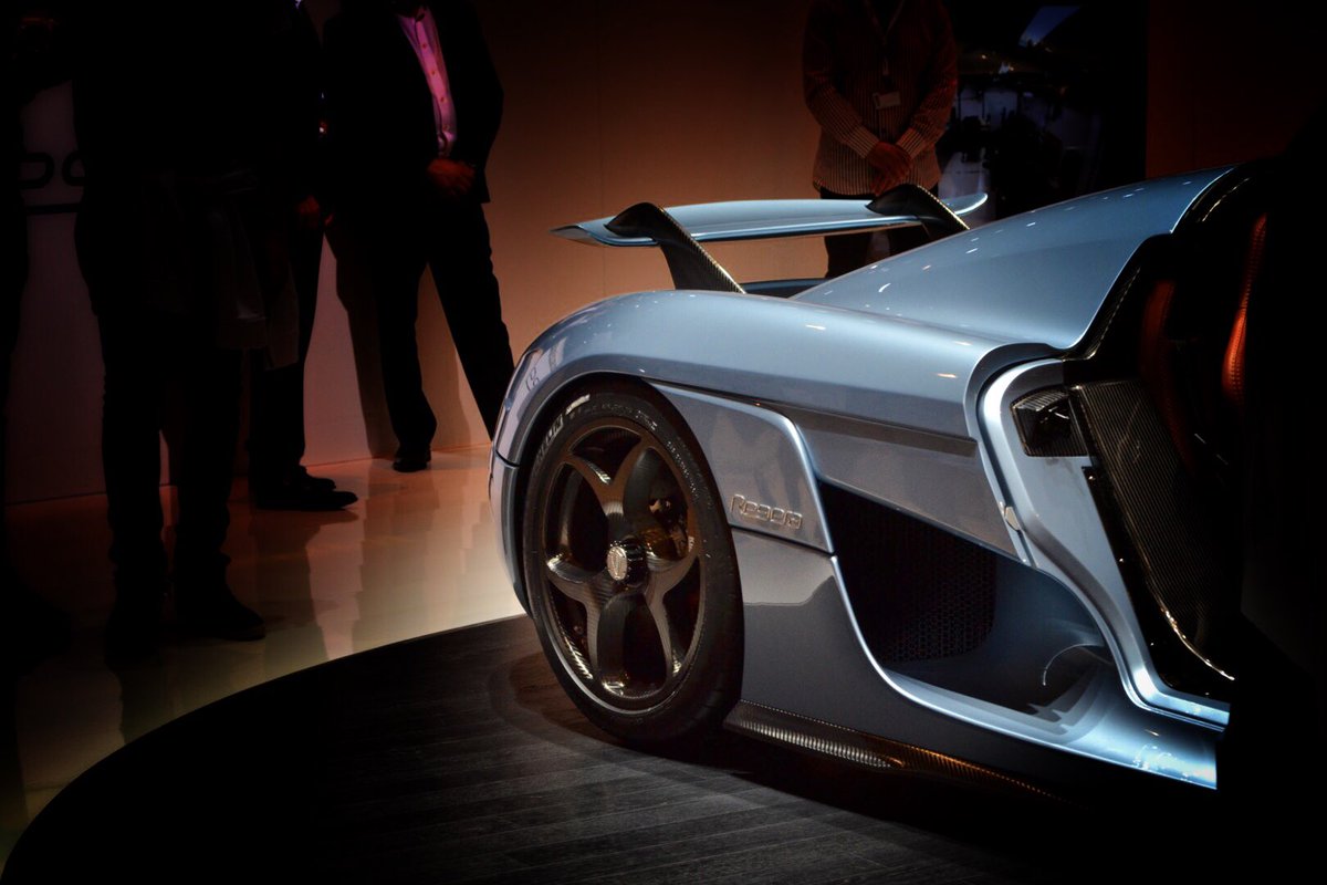 KillerStatusUK's tweet photo. Prototype Regera #Koenigsegg #Regera #GenevaMotorShow https://t.co/bMCDmiFETo
