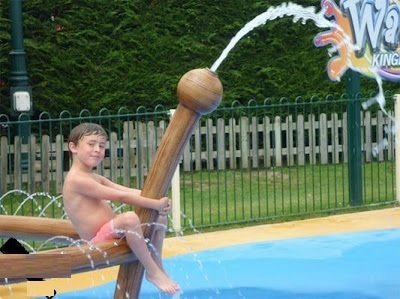 unaesthetickpop's tweet photo. Waterpark with jungkook https://t.co/a1WkpwHpk9