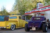 RVWheelLife's tweet photo. #vintage #DotsDiner in #Bisbee @ArizonaTourism great place for burger, shake - more at https://t.co/UBY1SNXxDP https://t.co/5vkn91KvHC