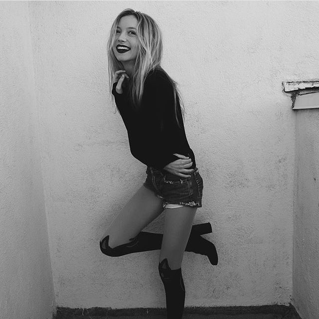 ||.Brand new Lydia.
Not new to TWD RP.
Literate &amp; Descriptive.
Ships with Carl / Chem.
RT's are appreciated! Thanks!