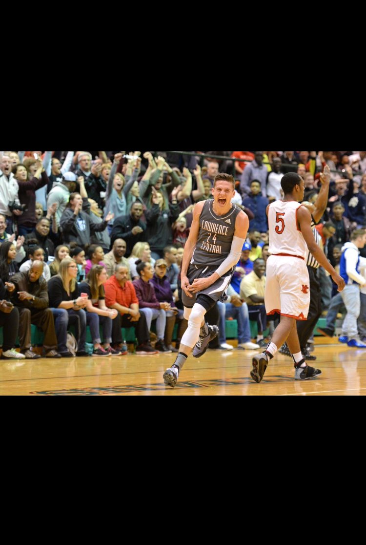 kylejguy's tweet photo. I ran off the floor for the last time in my HS career.. In 49 states, it's just basketball #Indiana🏀 #ThankYou🙏🏼 https://t.co/Fgy3GszZD6