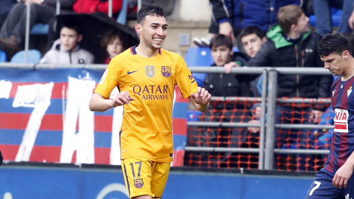 fcbarcelona_ara's tweet photo. أجمل الصور من رباعية #برشلونة في عقر دار إيبار https://t.co/UfdUnsOM1s
#RayoFCB #FCBlive https://t.co/vLPl8SdLRV