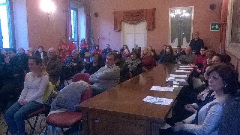 Un intenso e partecipatissimo pomeriggio a #Ronciglione con <a href="/TintiDianora/">Dianora Tinti</a> per parlare di #donne #migranti #8marzo