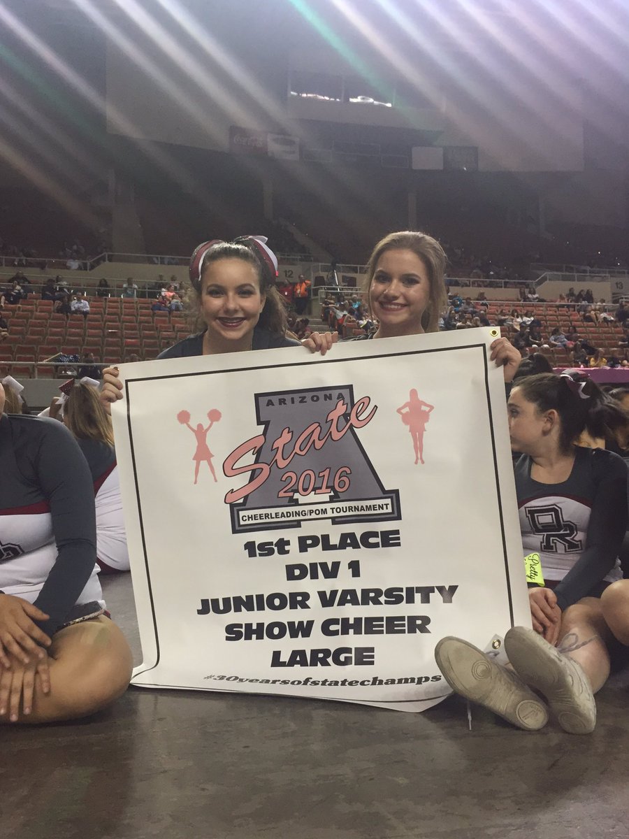 saige_short's tweet photo. state champions💅🏽 https://t.co/pmR3ZQ95yO