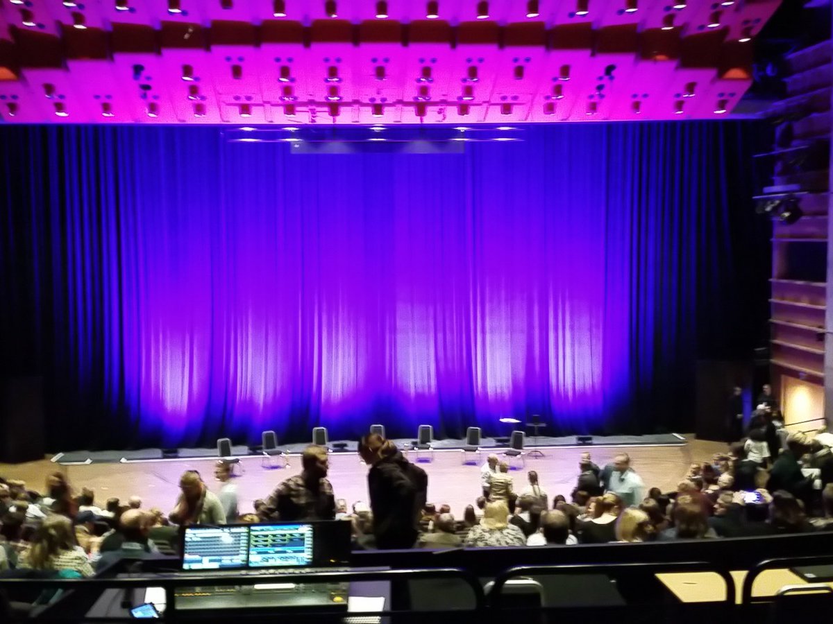 Klar for mnizil @grieghallen