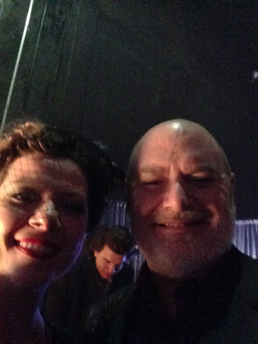 roberthwalsh's tweet photo. Hanging with la belle et talentueuse Alexis Normand #TM40 #ringthosephones https://t.co/Rvd7o0OlMi