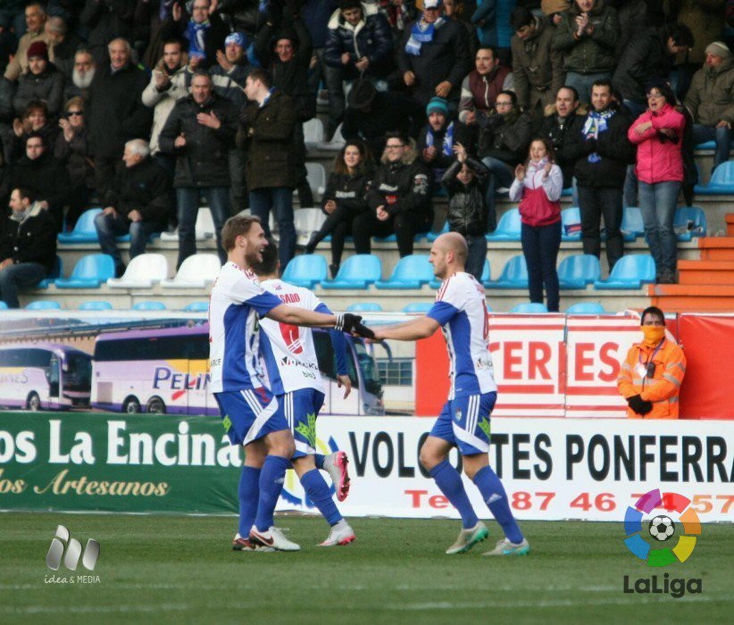 LaLiga's tweet photo. FINAL en los cuatro choques de Liga Adelante.
#VLLvHUE 0-1
#SDPvNUM 1-0
#ADAvNAS 1-1
#CDTvUDA 0-0 https://t.co/56vnFGxKmh