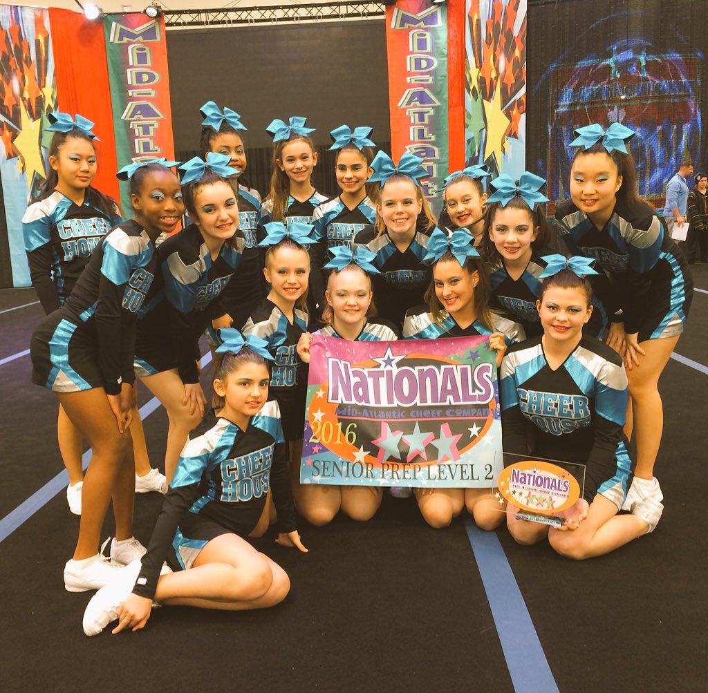 Sarahhx__'s tweet photo. 1st place 💙💚 #tchtakeover https://t.co/EeQi2Hasuj