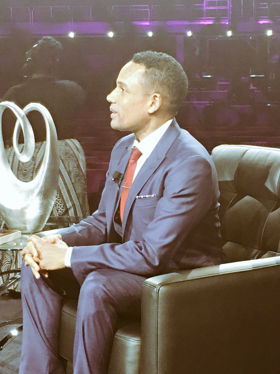 EpitomeMagazine's tweet photo. "Incarceration should be a political issue." @HillHarper @BishopJakes interview. #TORIMatters #TORI2016 #@TPHDallas https://t.co/aMmOyuOo7t