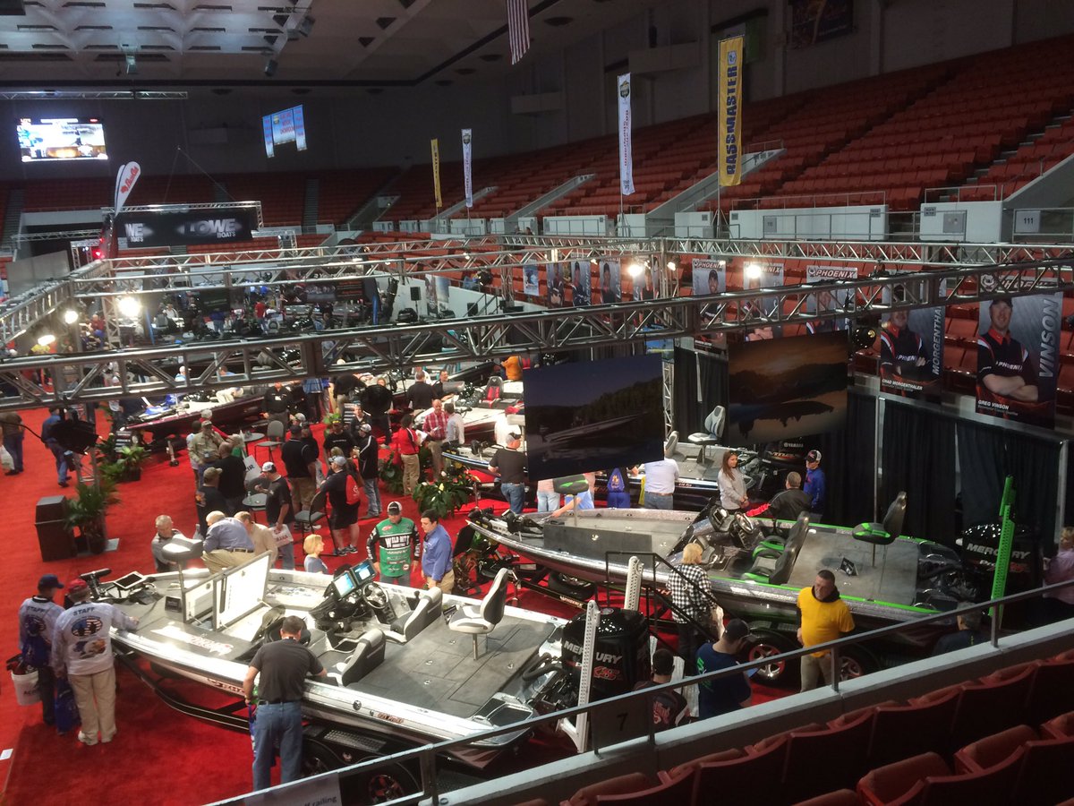 h2obasscat's tweet photo. Bassmaster Classic. Great times.@MercuryMarine @BassCatBoats https://t.co/WiS6VFsBTm