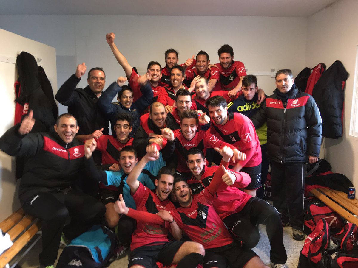 CDHINOJOSA10's tweet photo. PUES SÍ, SOMOS CAMPEONES!!Victoria 0-8 con goles de León (5), Cercano y Torri (2).
#Familia #Equipo #MuyGrandes https://t.co/HuH36KgbFf