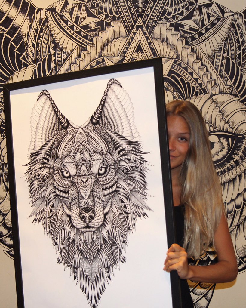 Last chance to get free shipping worldwide on all supersize prints with d/code SUPERSMIZE 🙃

Fayehalliday.com