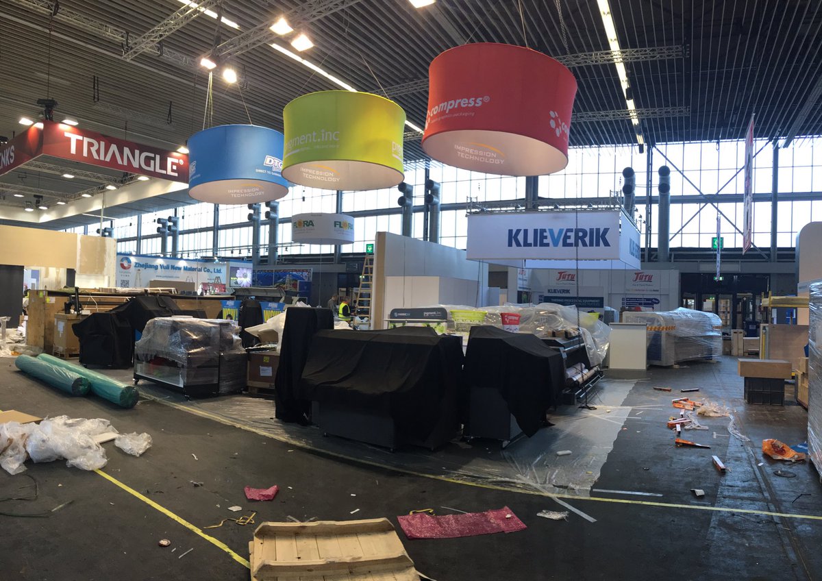 eclipse_label's tweet photo. Fespa 2016 build up has started !! Visit #DTGDigital, Compress, Pigment.inc for digital print mc's #fespadigital https://t.co/nQRxjDOp9U