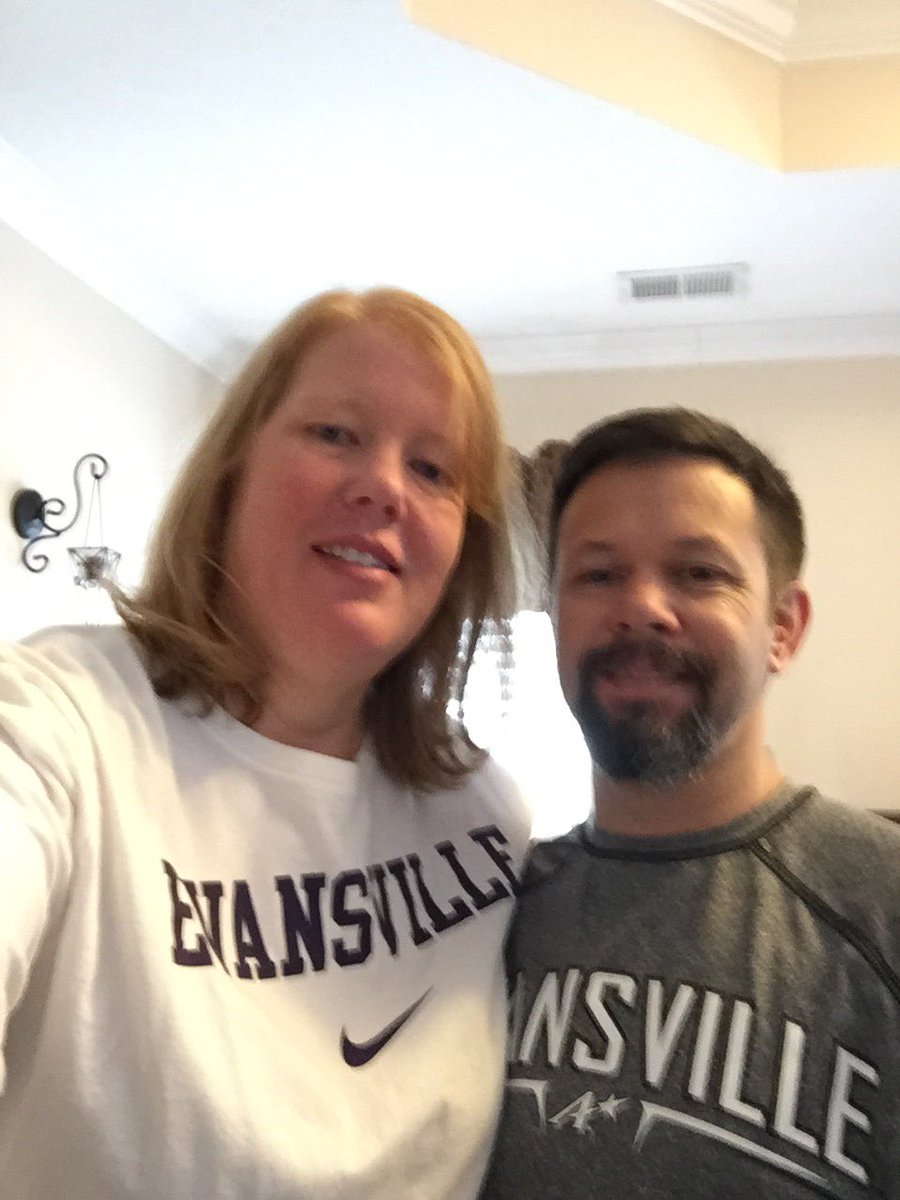 Hey <a href="/UEvansville/">University of Evansville</a> we got your message, and we are proud parents representing down here in Nashville today!!#goaces