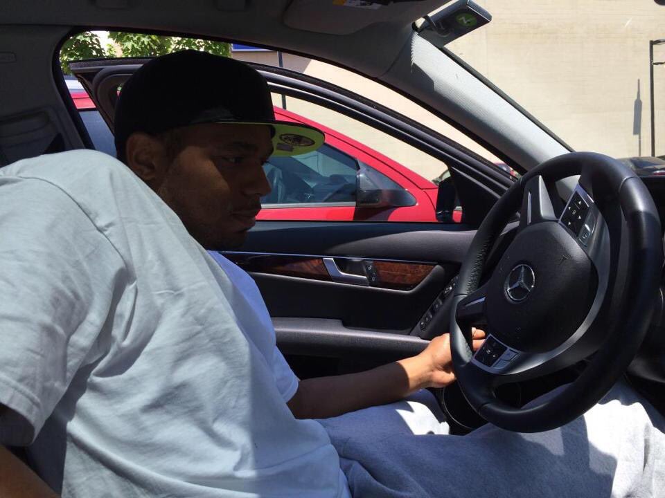 chicity1979's tweet photo. Hitting traffic #benz https://t.co/HADKu91xF9