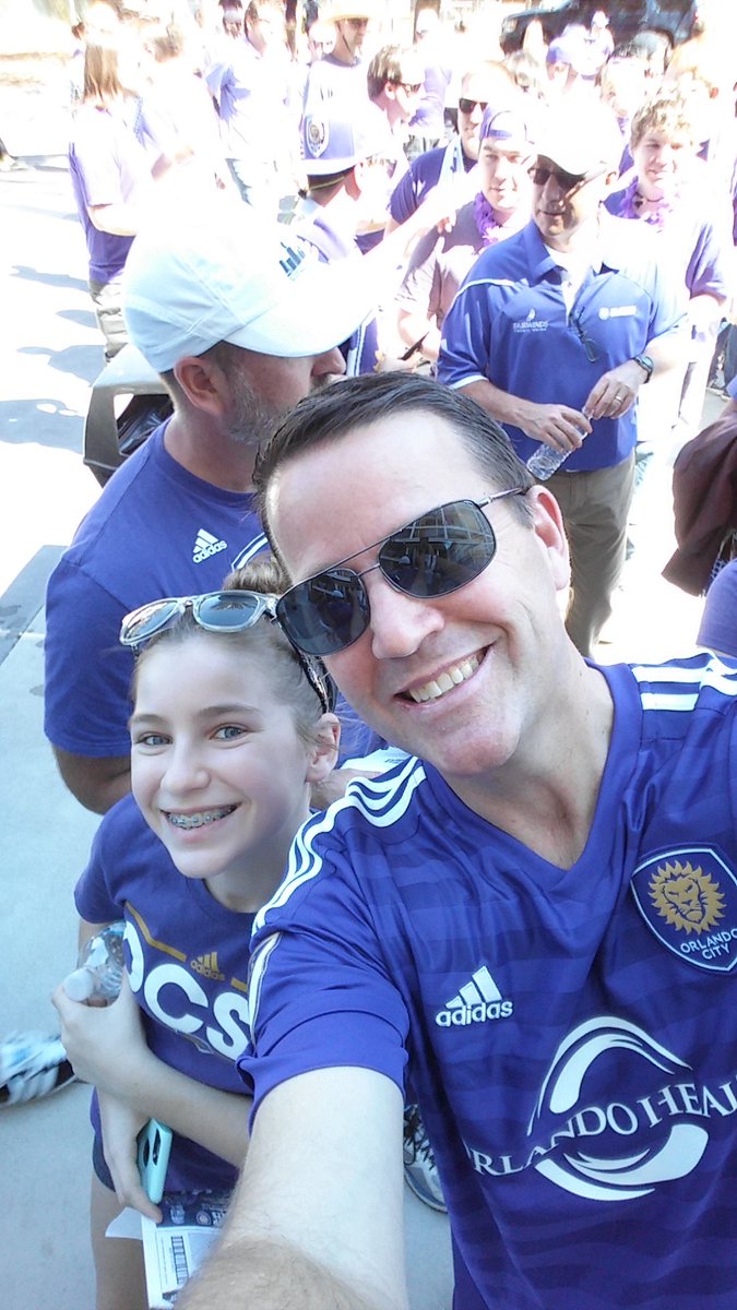 seanhowells's tweet photo. Opening game with Hannah. #onefamilytogether https://t.co/W3nx2GuXBL