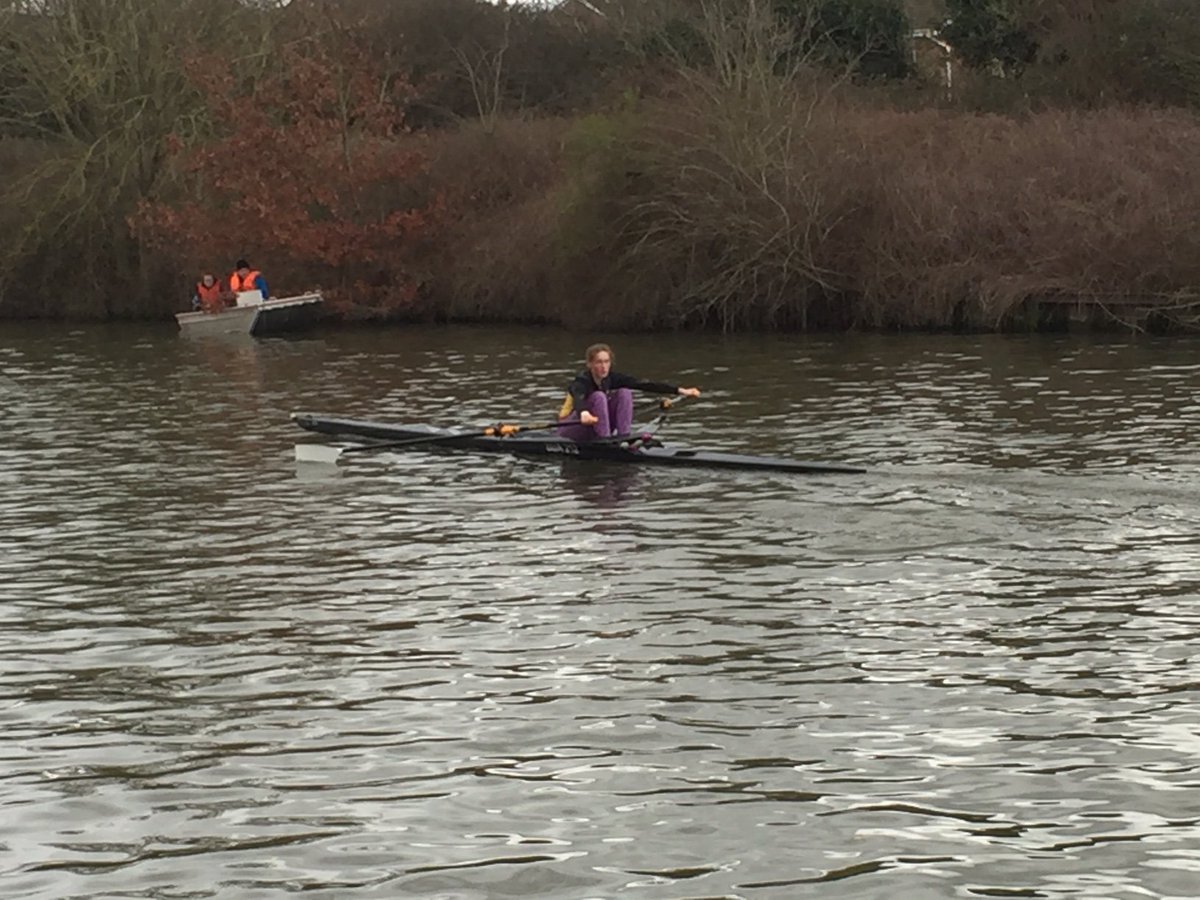 Esme B wins WJ18 Singles in a superb 18:07, the fastest sculler in Division 2, male or female. Serious boat speed