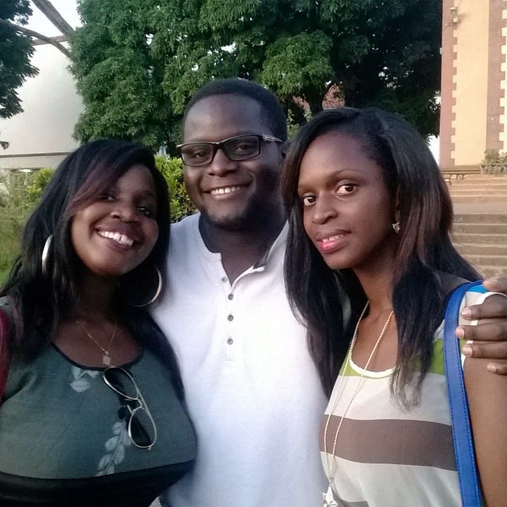 StanleyKusasira's tweet photo. Sunday Evening Service
#NoPressure #BeautifulPeople #BeenLongTimeComing https://t.co/aGcHAGu9pn