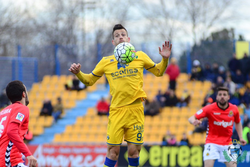 AD_Alcorcon's tweet photo. El partido en imágenes. 📷
#ADAvNAS #VamosAlcor https://t.co/Fces4EzriE
