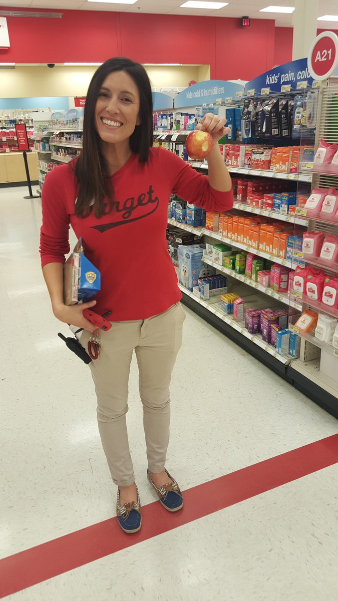 DA23AP's tweet photo. T2096 even an apple impacts shortage! #shortageawareness #stompoutshortage #r200marchoutshortage #D218 https://t.co/Ygc228Q7Tf