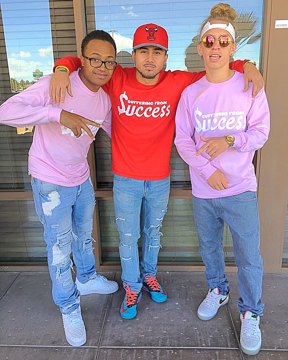 viclaflamee's tweet photo. Join the Filthy Fitz Club today ✈️ #CircleSmaller #DreamsBigger https://t.co/rKHORa8hpO