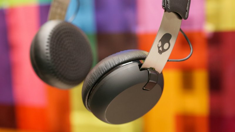 CNET's tweet image. Skullcandy Grind Wireless is a top Bluetooth contender for less than $100 cnet.co/21KS6Nd