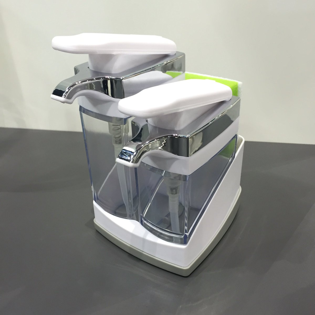 CasabellaClean's tweet photo. Second new product sneak peak of the day: our new Sink Sider Duo! (It's like the solo, but with 2 pumps!) #IHHS2016 https://t.co/okxNa5ijez