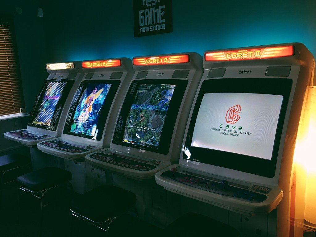 rymdraket's tweet photo. @arcadeotaku #cavesunday Going after a Desthsmiles 1CC after I managed to clear DFK 1.5 https://t.co/24mYtY4sPM