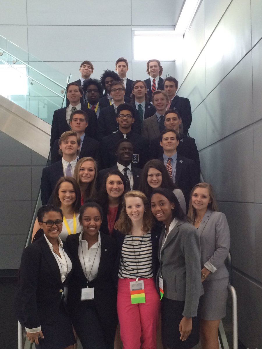AlexCityTitans's tweet photo. @TCW_DECA on our way home!
Out of our 28 competitors- 8 are going to Nationals in Nashville at the end of April! https://t.co/mFzZwhWdmR