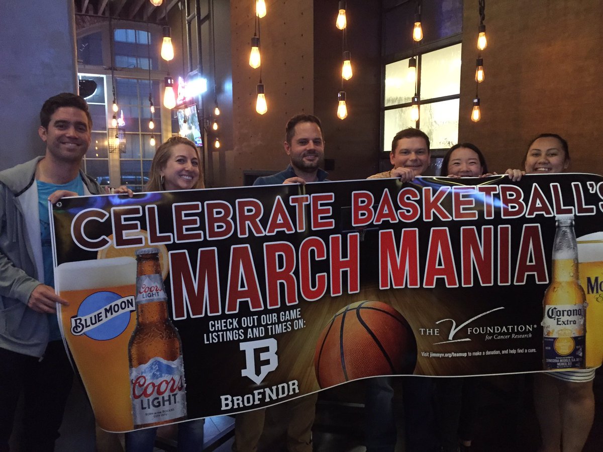 #Brofndr team happy hour!  Getting pumped for March Madness at <a href="/BrickandBeamSF/">Brick and Beam</a>