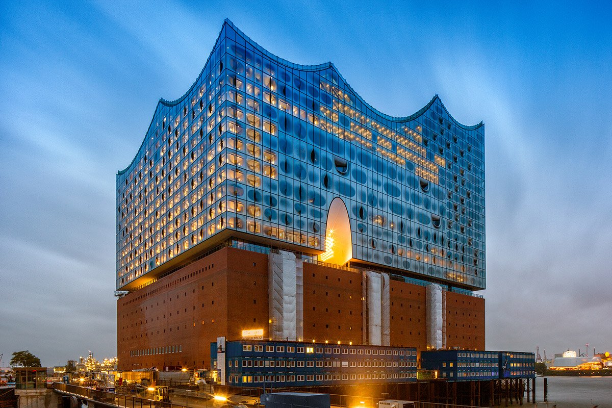 Herzog &amp; De Meuron’s ’’Elbphilharmonie Hamburg’’ will be opened on January 11, 2017: worldarchitecture.org/architecture-n… #design