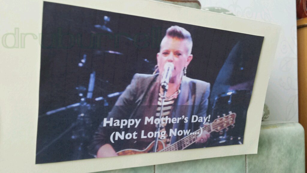 misstortitude's tweet photo. Best Mother's Day card ever! @1NatalieMaines @NewCountryUK #dixiechicks #C2C2014 https://t.co/xVv5CYuS1E