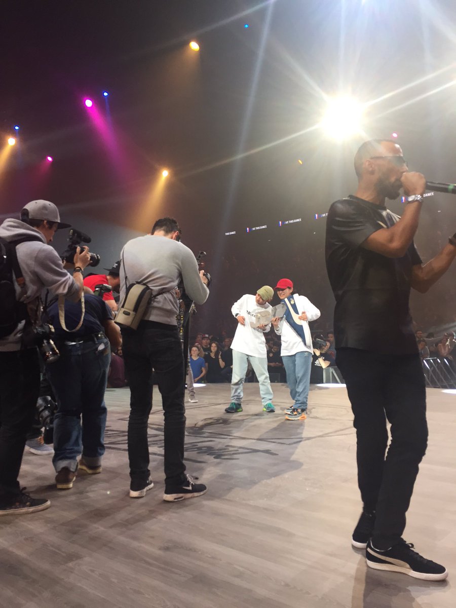 JusteDebout_M's tweet photo. Winner  @JusteDebout2016 #hiphop #JusteDebout2016 #rb.com on @JusteDebout_M songs https://t.co/D3dxPefWok
