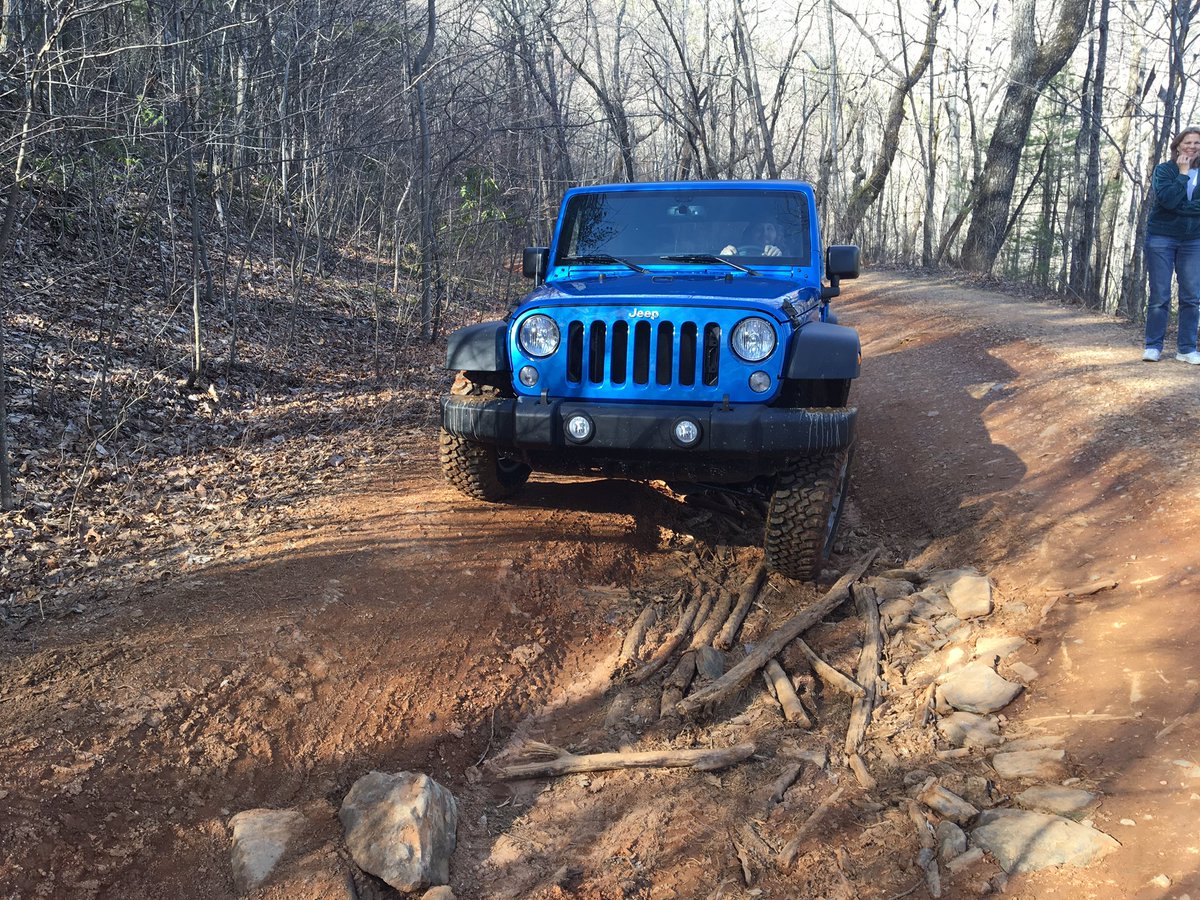 DerekSchwab's tweet photo. First time off-road in the JK :-) https://t.co/vkaRIkG1Eh