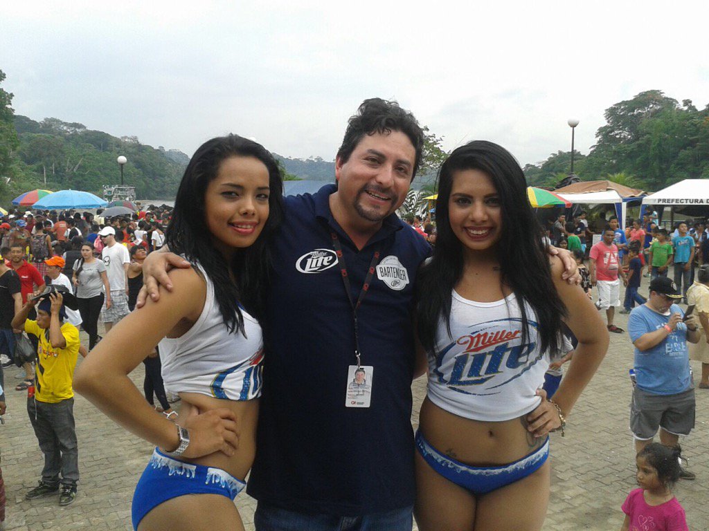 XavierFST's tweet image. Activando con Miller Lite