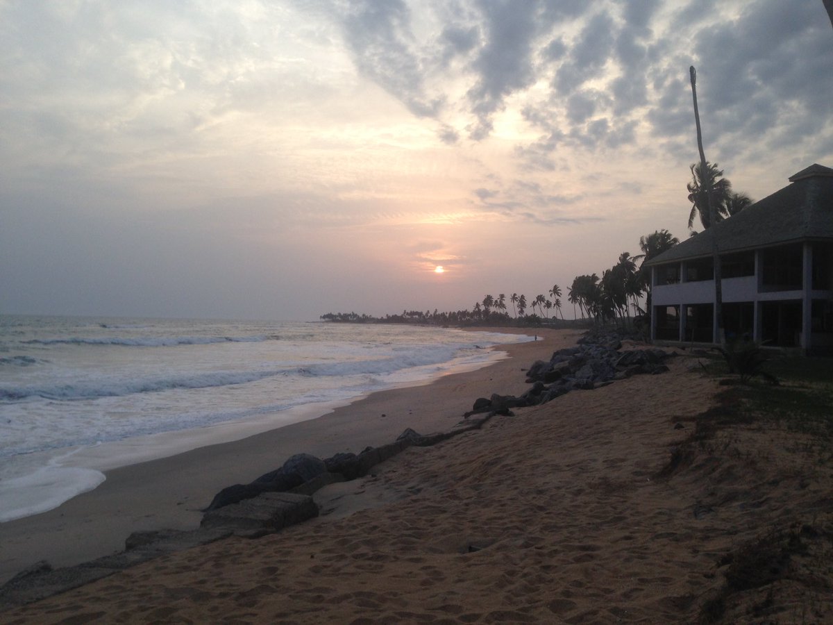 MichaelExpedia's tweet photo. Thanks #elminabayresort! What a great place! #ghana #capecoast https://t.co/yeJ3vePNE2
