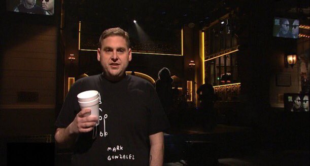 Nullares's tweet photo. .@JonahHill in a gonz shirt on SNL w/ the lean cups💰💰💰🙏🏻🙏🏻🙏🏻 https://t.co/hwBd3rB12Y