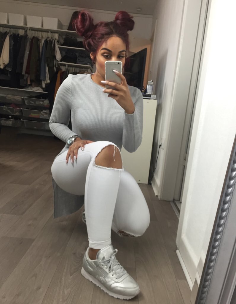 baddestclothes's tweet photo. @Sherlinanym 😻😍🙌🏽 https://t.co/mZ4qOzo2AA