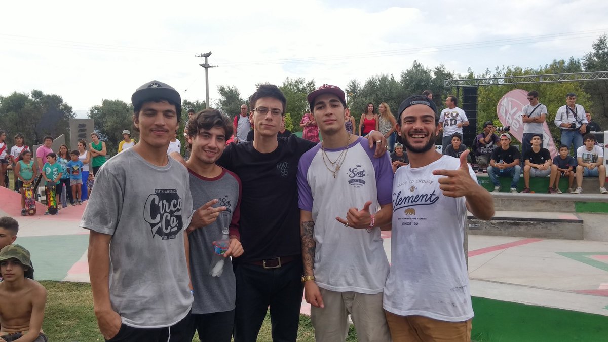 MaipuMunicipio's tweet photo. Sebastián Franco y Paris Laurenti en la #SkateParkMaipú #DemoPro https://t.co/pxuVWLNyhz