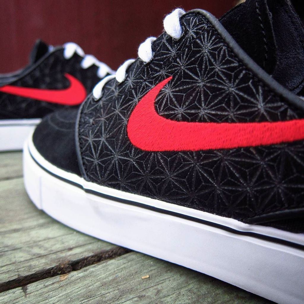 CustomSwaves's tweet image. Had the amazing opportunity to work with @makeawishamerica this past week! Freehand burnt pattern work in some sued…