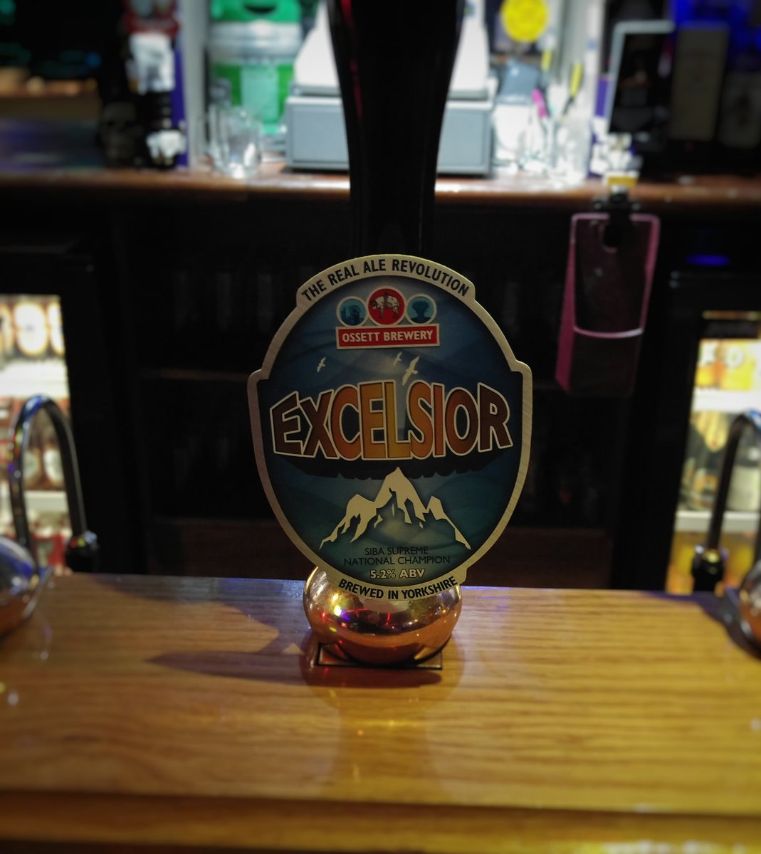 Freebird_Pub's tweet photo. New on the bar is another great offering from our friends @ossettbrewery in Yorkshire. Quaffable. #otb. #realAle https://t.co/iLe6XvjYTk