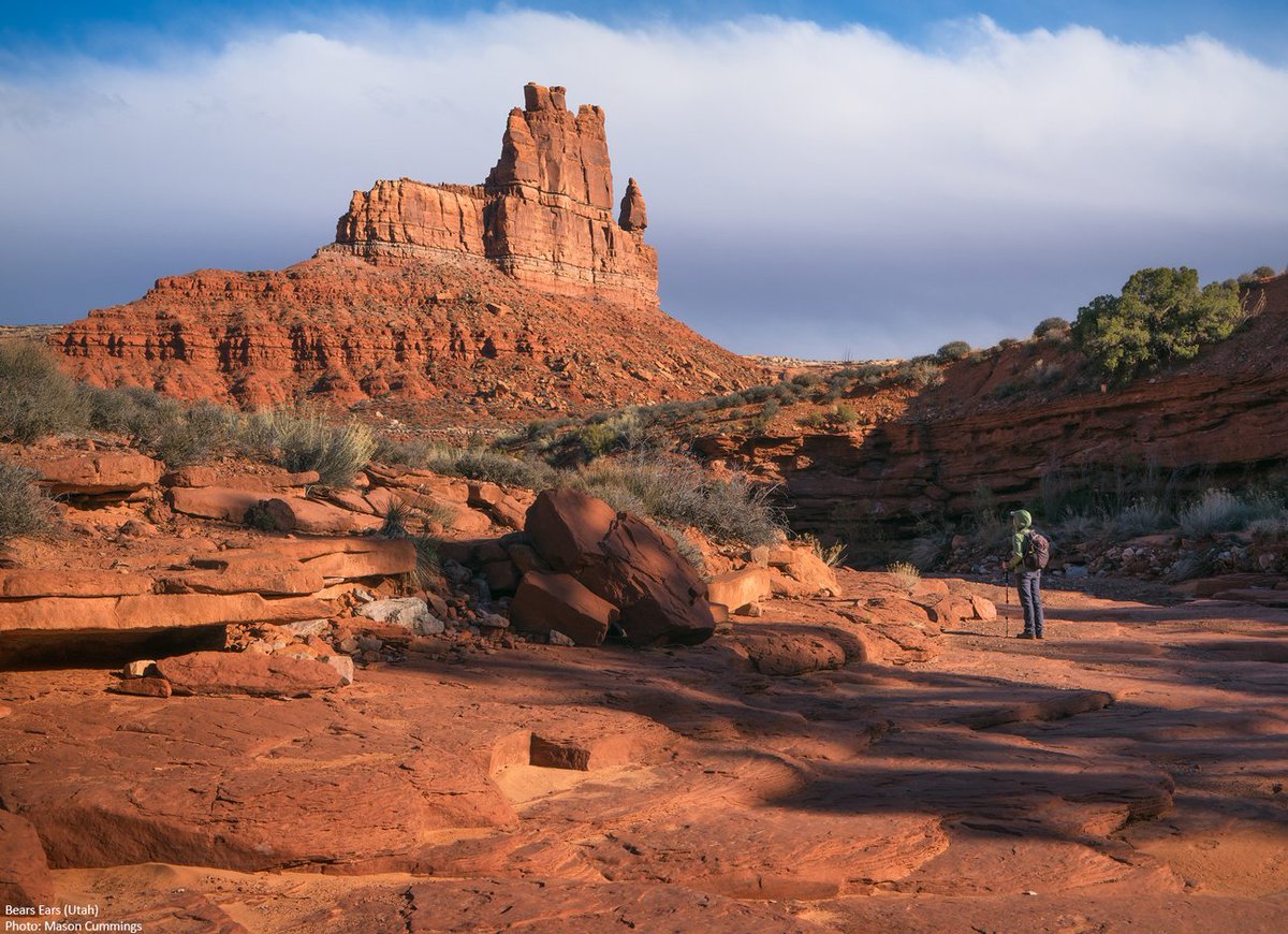 How one congressman is stoking the flames of anti-public lands extremism: bit.ly/1WS9Tew