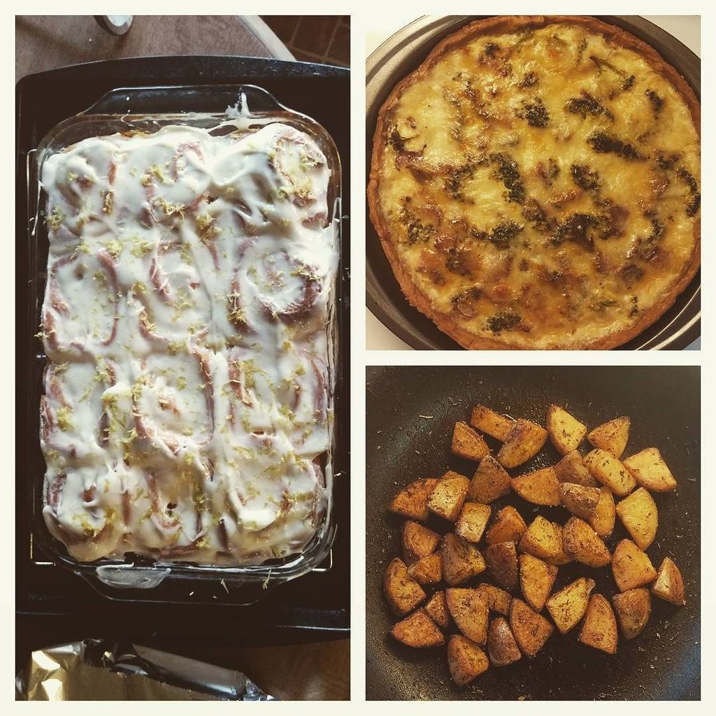 drcmachina's tweet photo. OMG. @corrieleeee absolutely murdered brunch today. Homemade lemonglazed rolls/broccoli bacon white cheddar quiche … https://t.co/1ikWRWjO9U