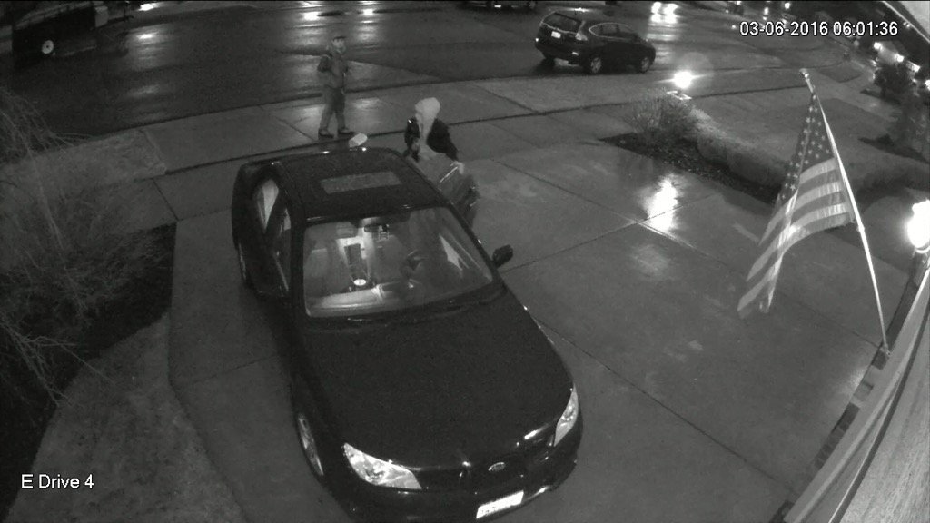 katie_chen_'s tweet image. Some on five mile frustrated with car breakins. They say it's not the first time this happened @KHQLocalNews