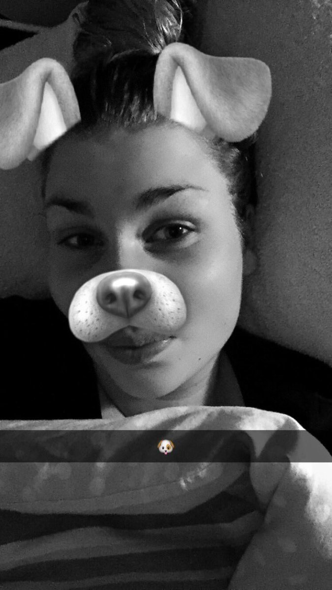 Mxxanon's tweet photo. 🐶 https://t.co/qhZ1gTcu16