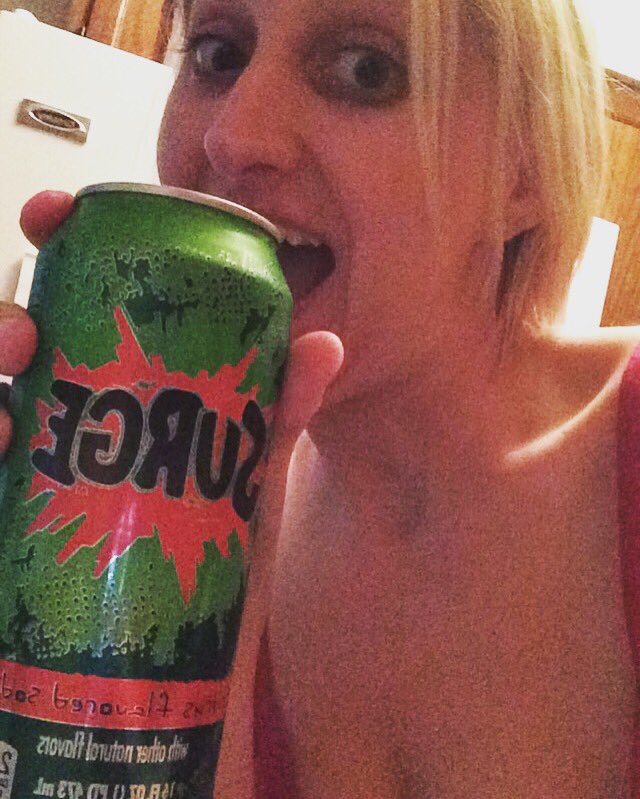 EnvyMe316's tweet photo. Yep this totally happened! 🙌🏼🙌🏼🙌🏼 #itsback #surge https://t.co/4lThuMgqil